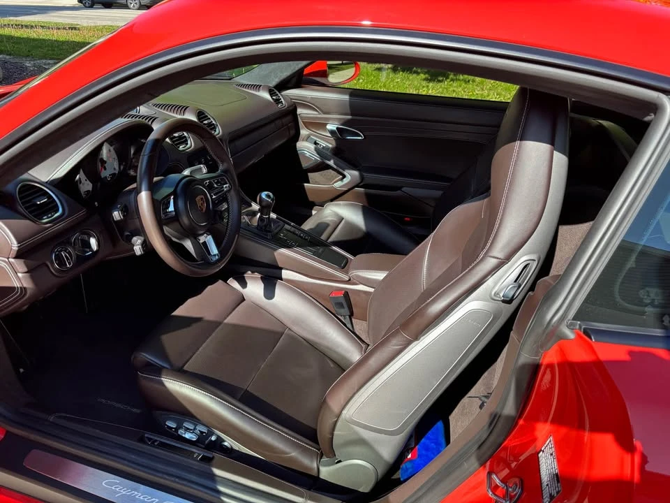 2019 Porsche 718 Cayman - Image 12 of 16