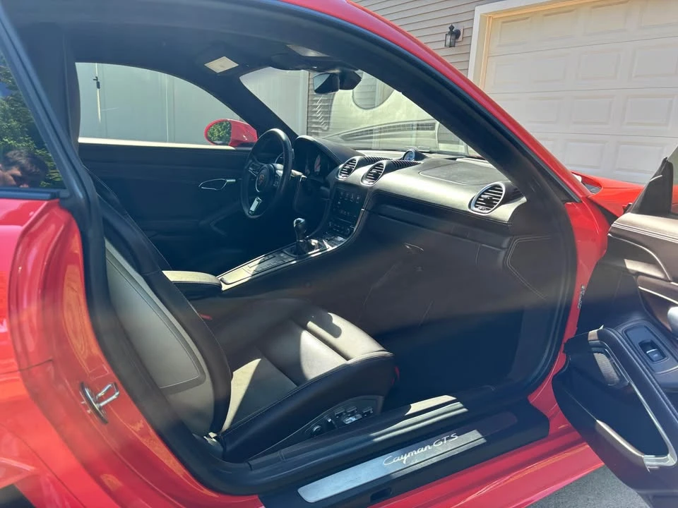 2019 Porsche 718 Cayman - Image 8 of 16