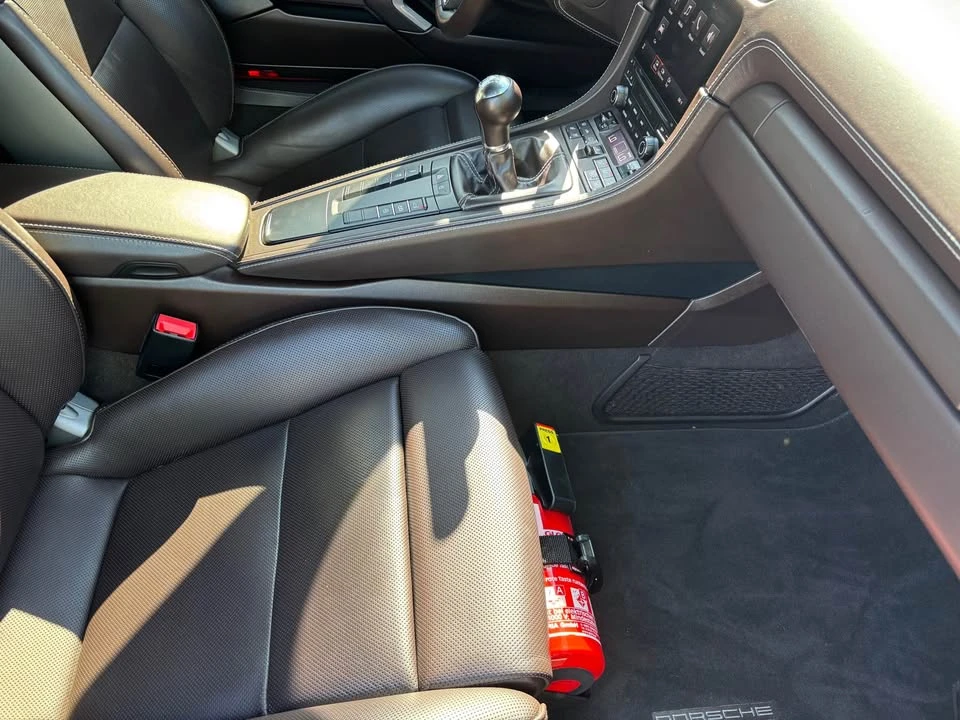 2019 Porsche 718 Cayman - Image 6 of 16