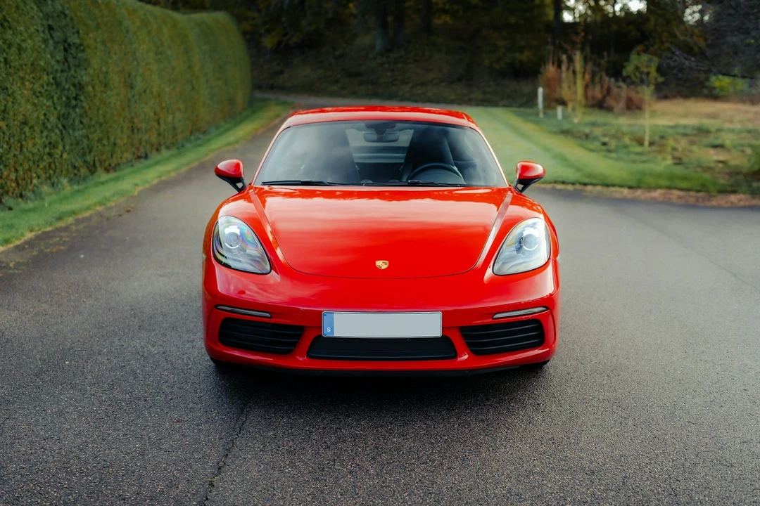 2019 Porsche 718 Cayman - Image 18 of 21