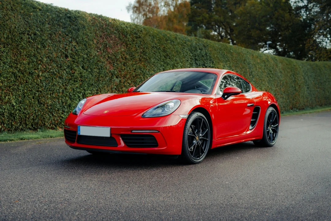 2019 Porsche 718 Cayman - Image 17 of 21