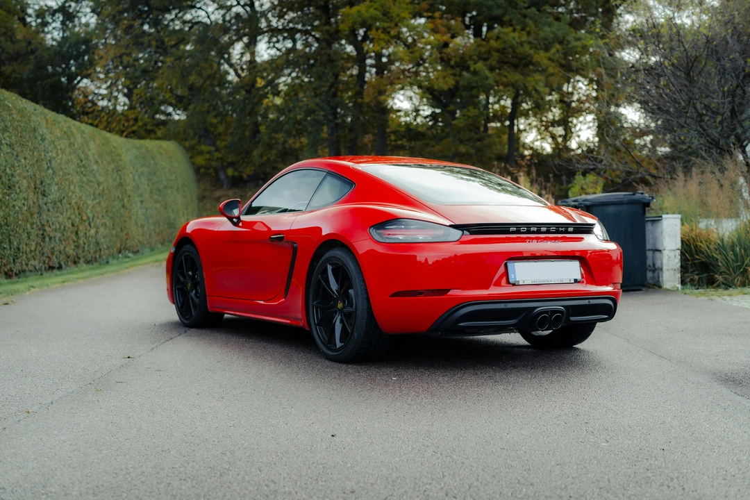 2019 Porsche 718 Cayman - Image 9 of 21