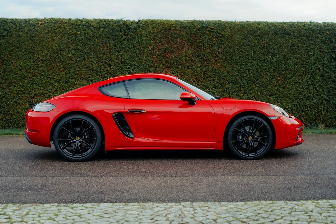 2019 Porsche 718 Cayman - Image 12 of 21
