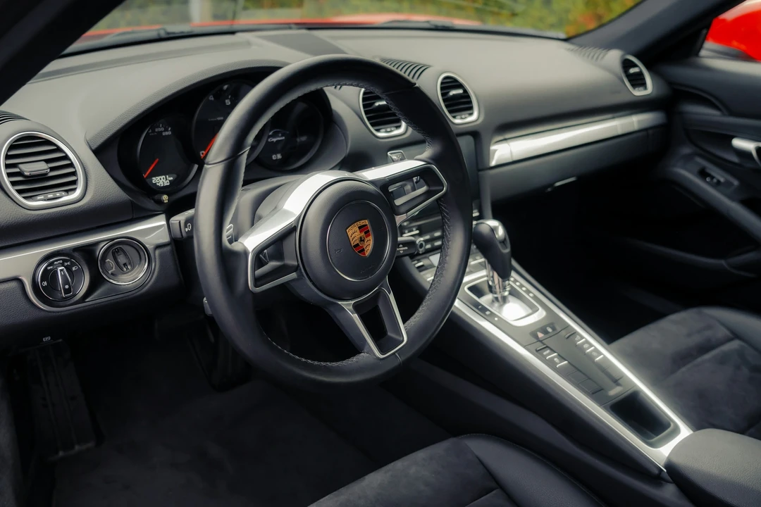 2019 Porsche 718 Cayman - Image 4 of 21
