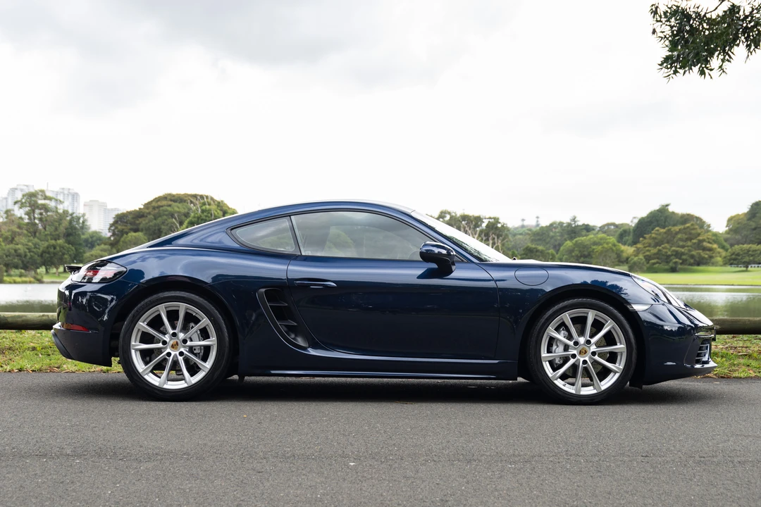 2019 Porsche 718 Cayman - Image 24 of 31