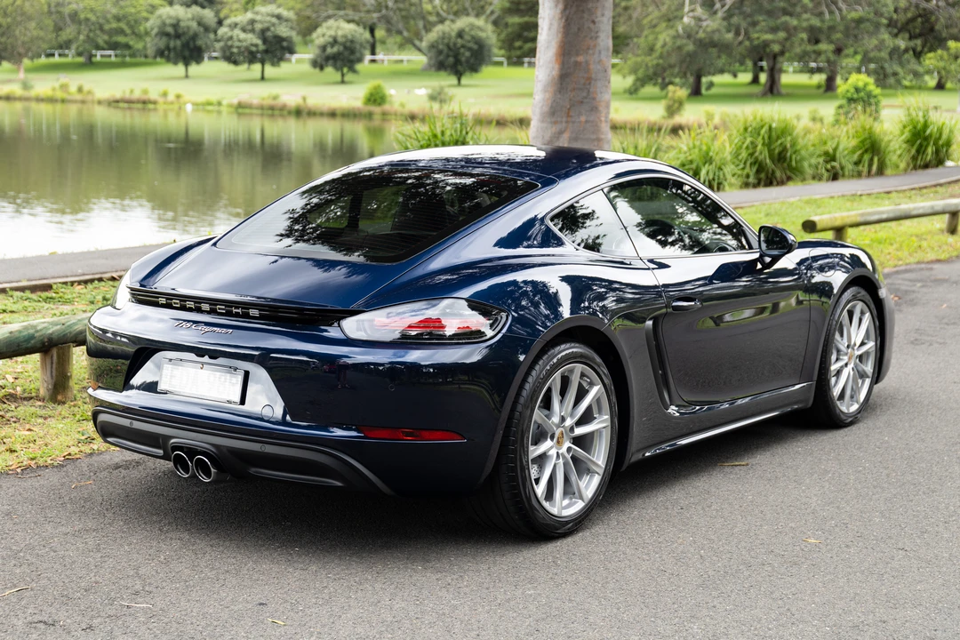 2019 Porsche 718 Cayman - Image 15 of 31