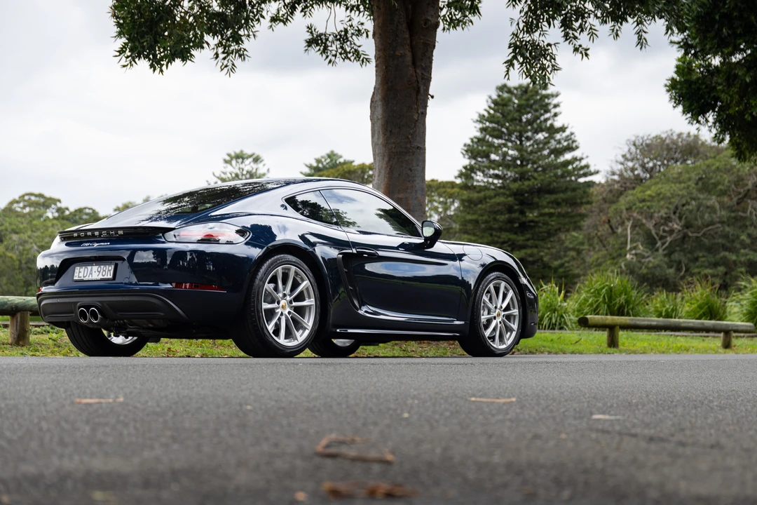 2019 Porsche 718 Cayman - Image 30 of 31