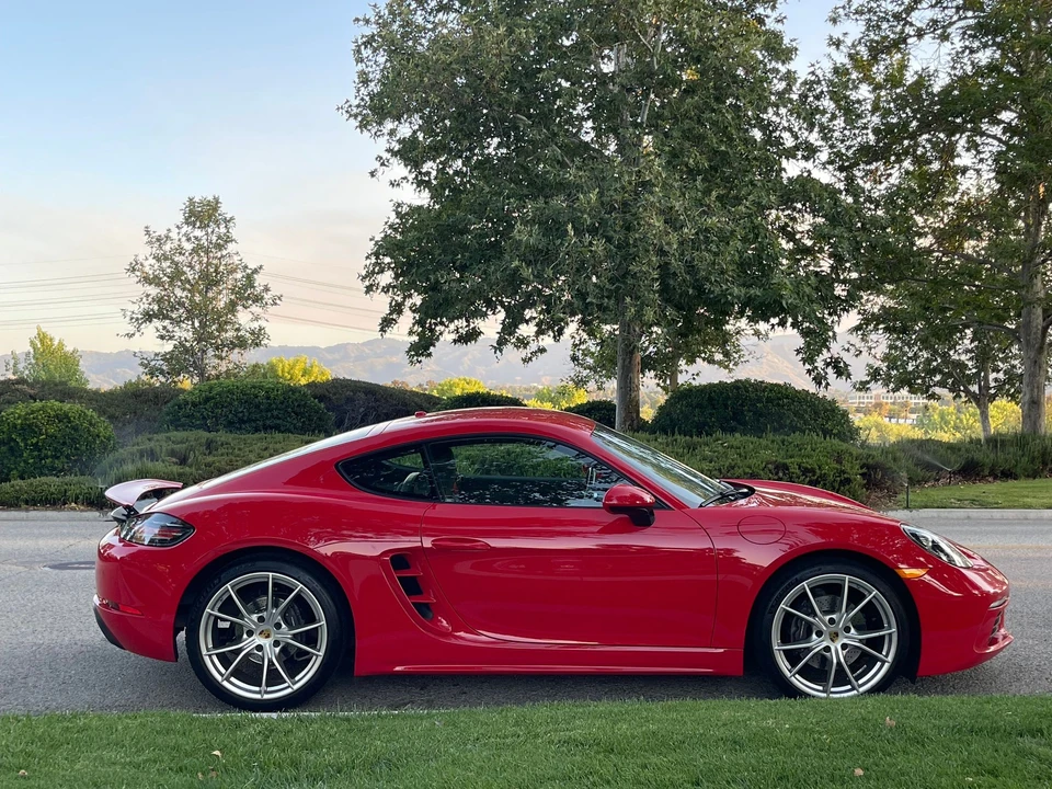 2019 Porsche 718 Cayman - Image 2 of 16