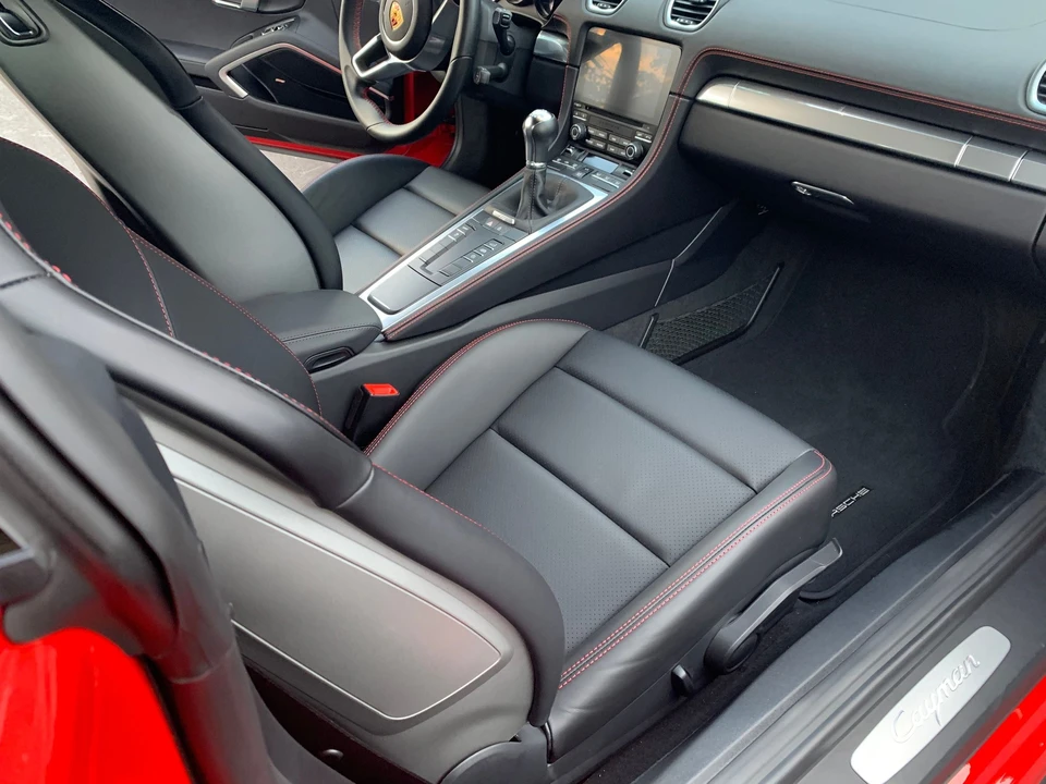 2019 Porsche 718 Cayman - Image 16 of 20
