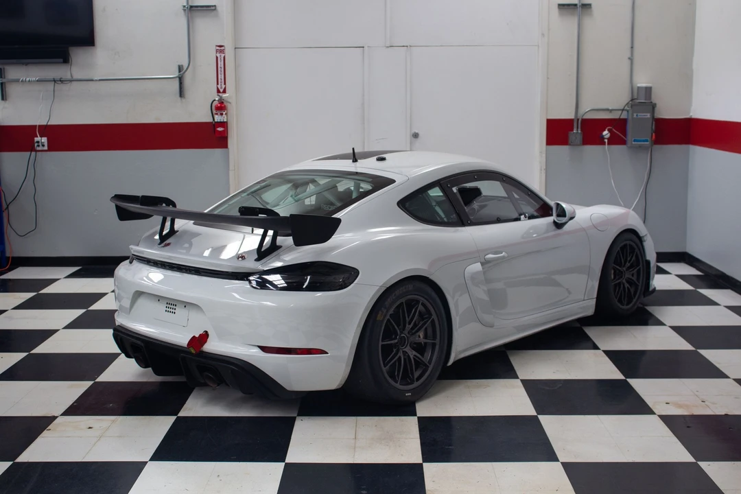 2019 Porsche 718 Cayman GT4 - Image 8 of 31