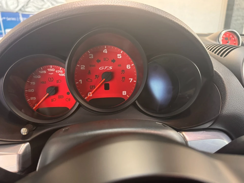 2019 Porsche - Image 10 of 31