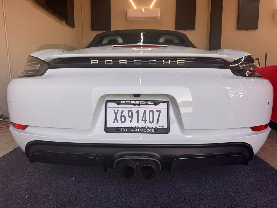 2019 Porsche - Image 9 of 31