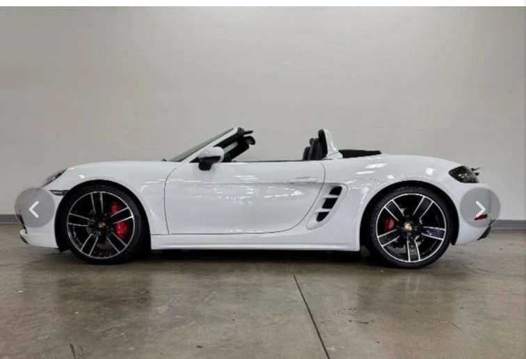 2019 Porsche - Image 4 of 31