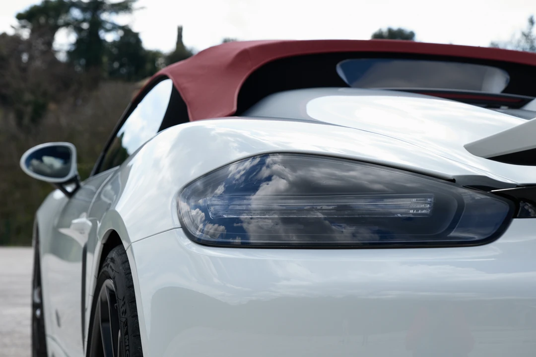 2019 Porsche 718 Boxster Spyder - Image 18 of 31