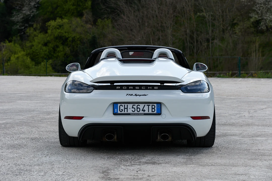 2019 Porsche 718 Boxster Spyder - Image 6 of 31