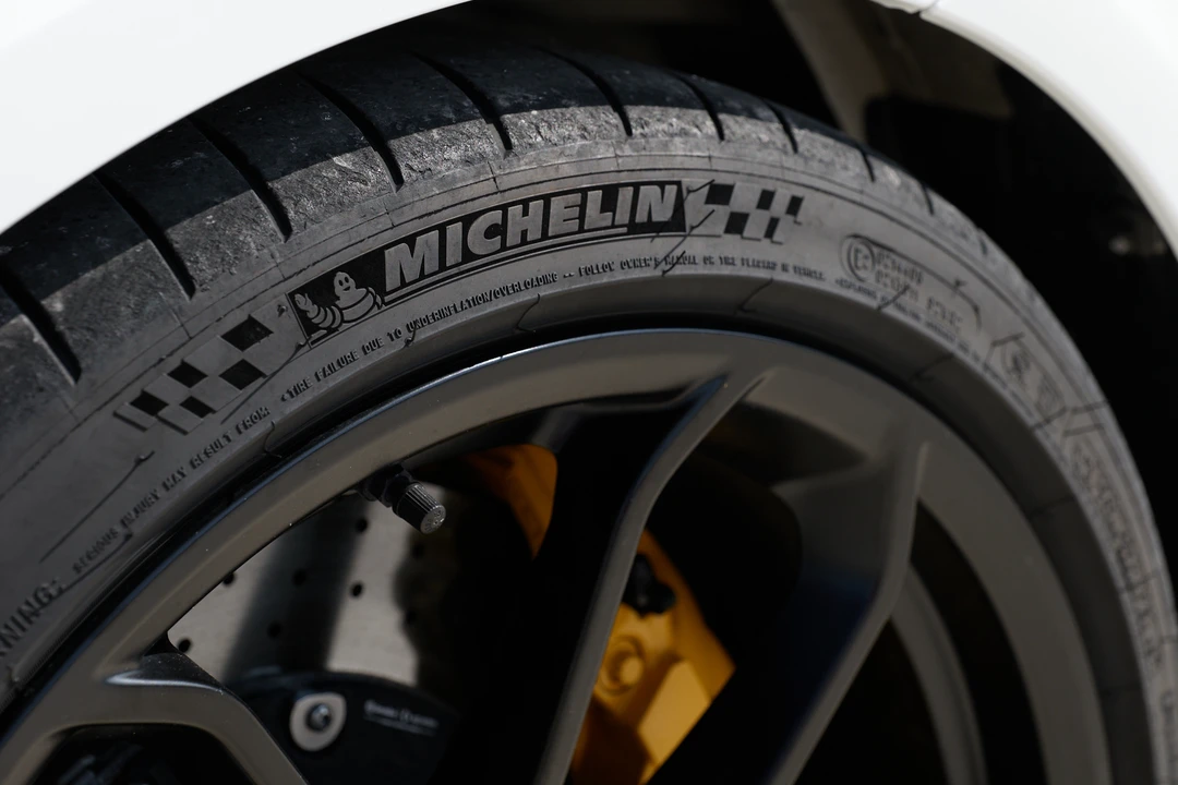 2019 Porsche 718 Boxster Spyder - Image 24 of 31