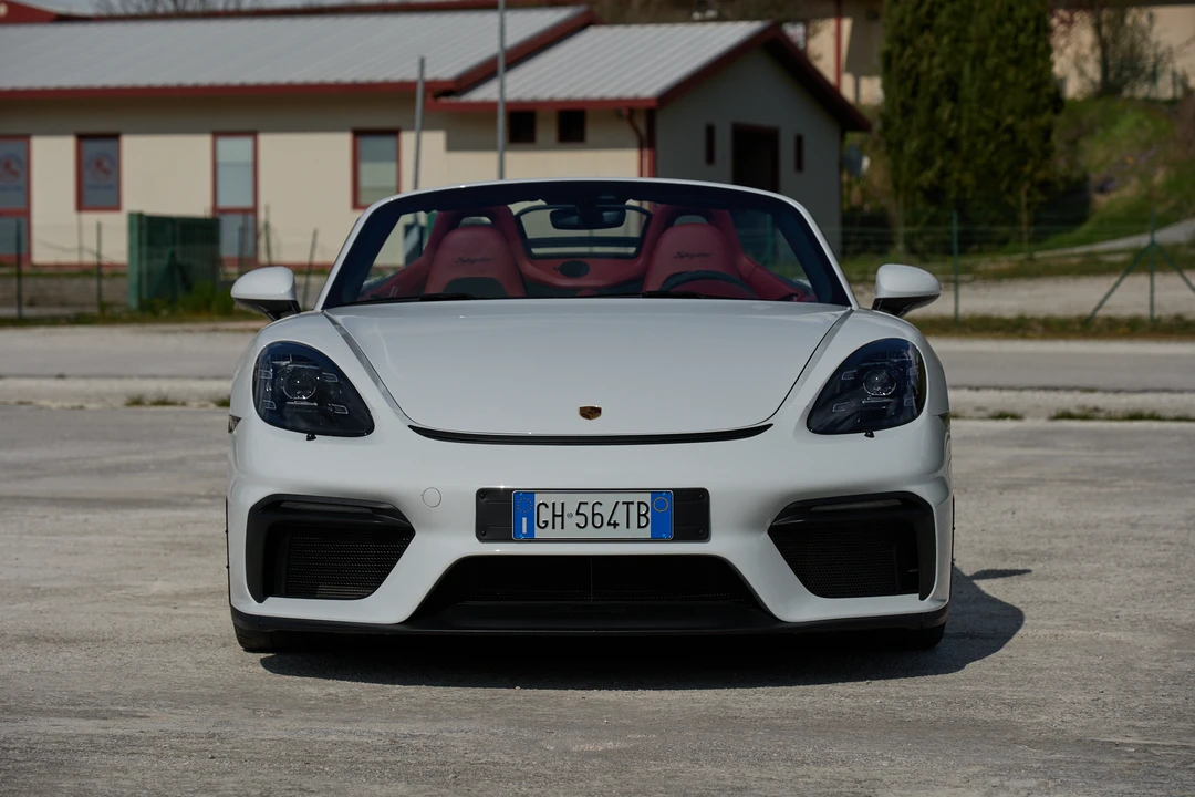2019 Porsche 718 Boxster Spyder - Image 10 of 31