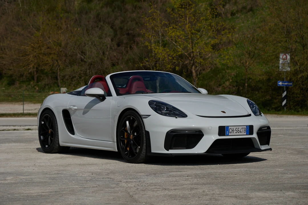 2019 Porsche 718 Boxster Spyder - Image 3 of 31