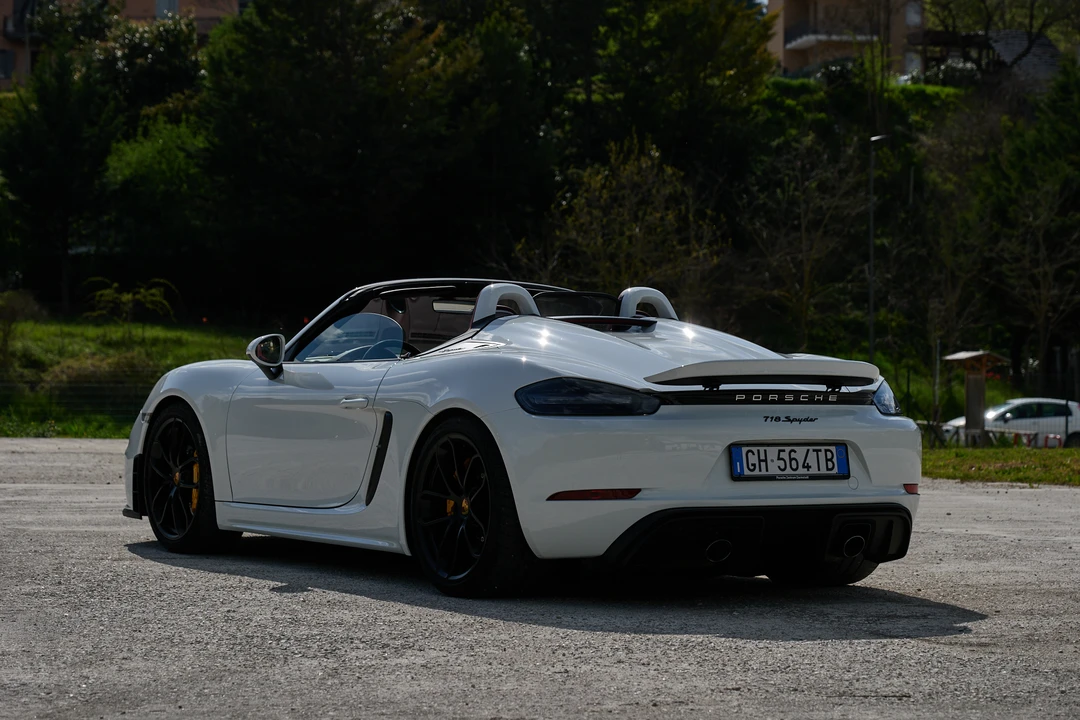 2019 Porsche 718 Boxster Spyder - Image 7 of 31