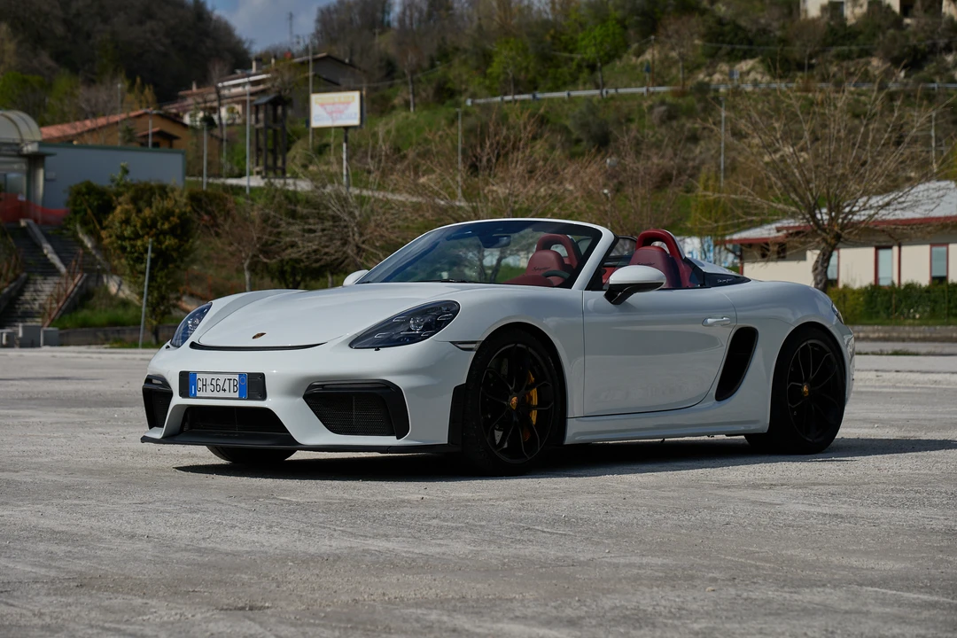 2019 Porsche 718 Boxster Spyder - Image 9 of 31
