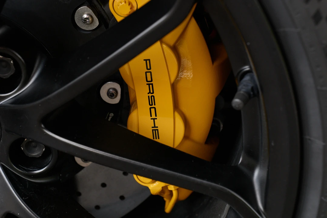 2019 Porsche 718 Boxster Spyder - Image 26 of 31