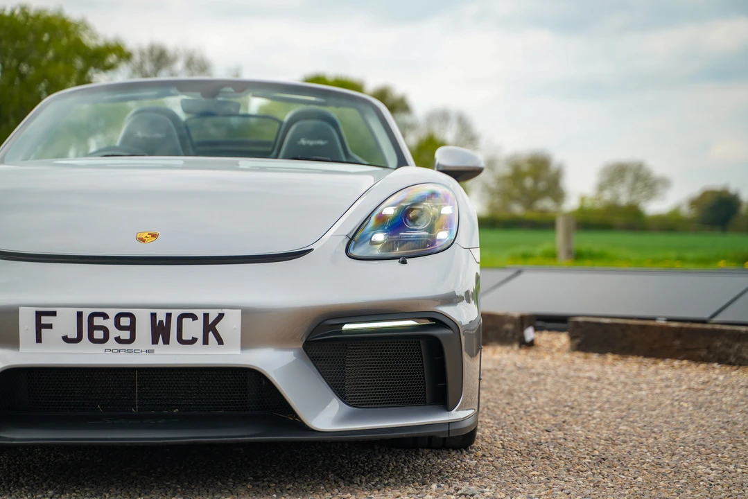 2019 Porsche 718 Boxster Spyder - Image 11 of 31