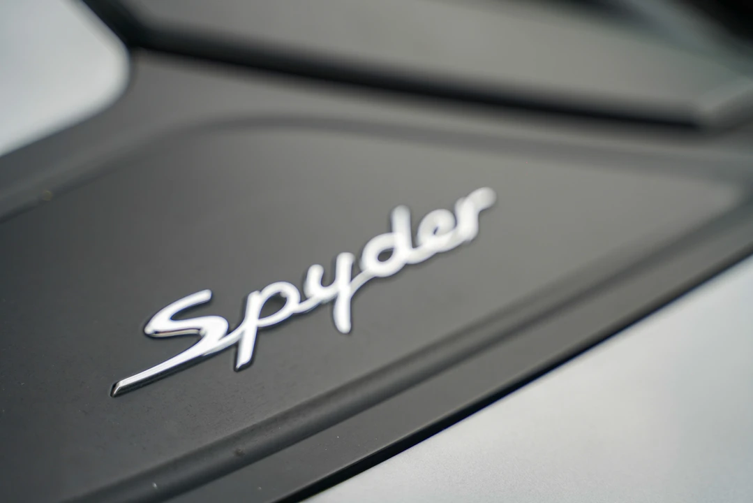 2019 Porsche 718 Boxster Spyder - Image 26 of 31