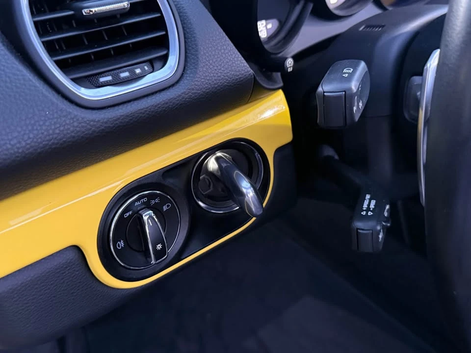 2019 Porsche 718 Boxster - Image 10 of 16