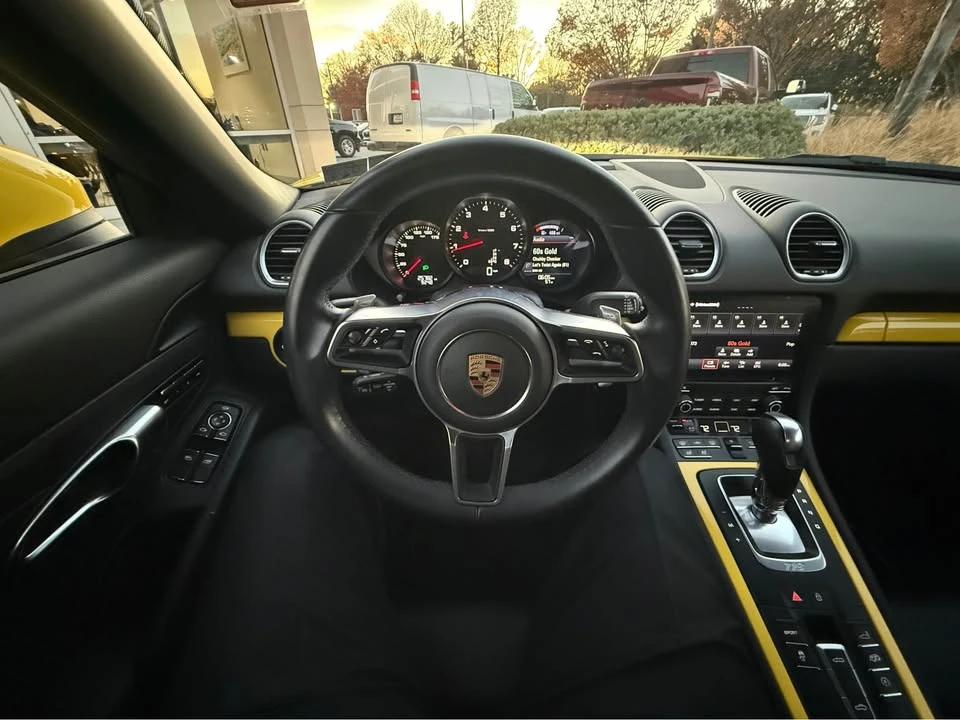 2019 Porsche 718 Boxster - Image 11 of 16