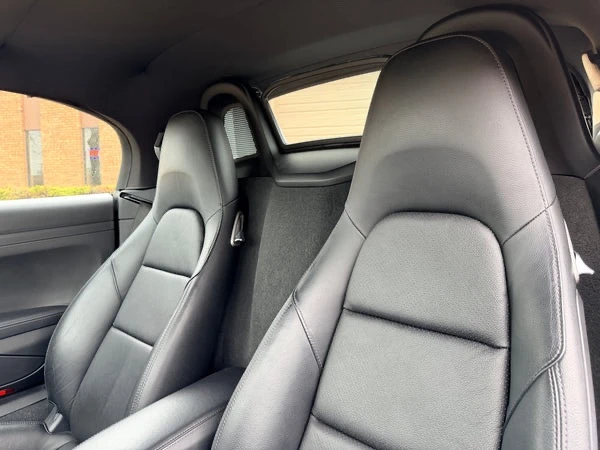 2019 Porsche 718 Boxster S - Image 11 of 17
