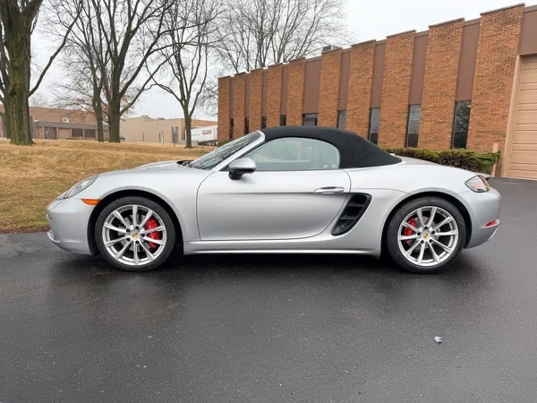 2019 Porsche 718 Boxster S - Image 4 of 17
