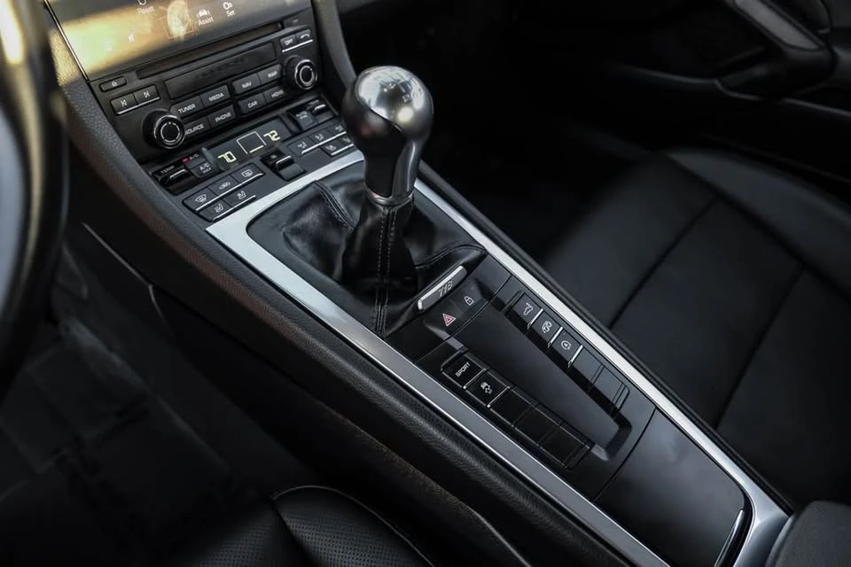 2019 Porsche 718 Cayman - Image 18 of 20