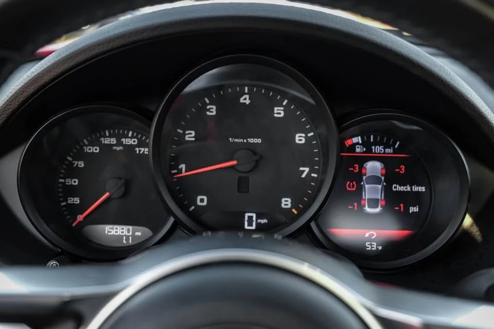 2019 Porsche 718 Cayman - Image 13 of 20