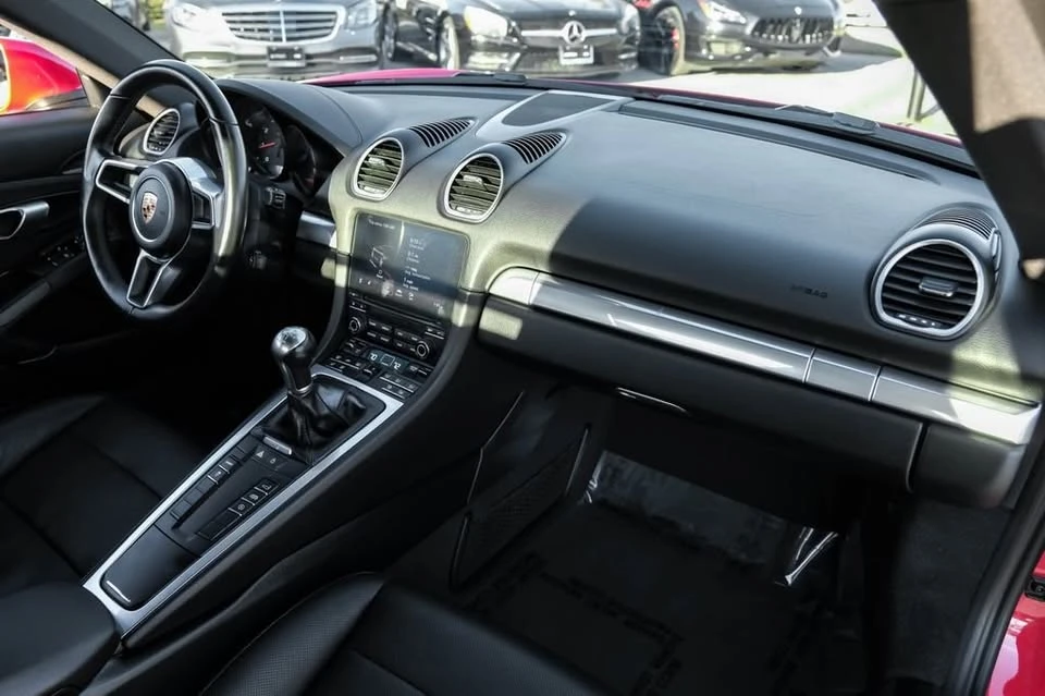 2019 Porsche 718 Cayman - Image 10 of 20
