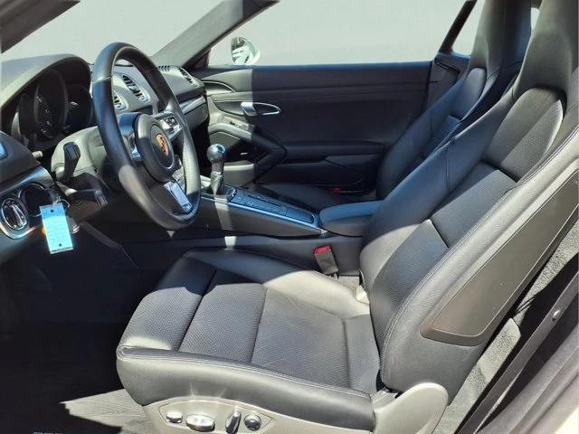 2019 Porsche 718 Cayman - Image 8 of 19