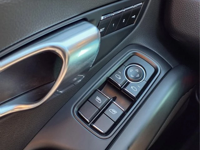 2019 Porsche 718 Cayman - Image 17 of 19