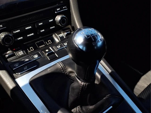 2019 Porsche 718 Cayman - Image 12 of 19