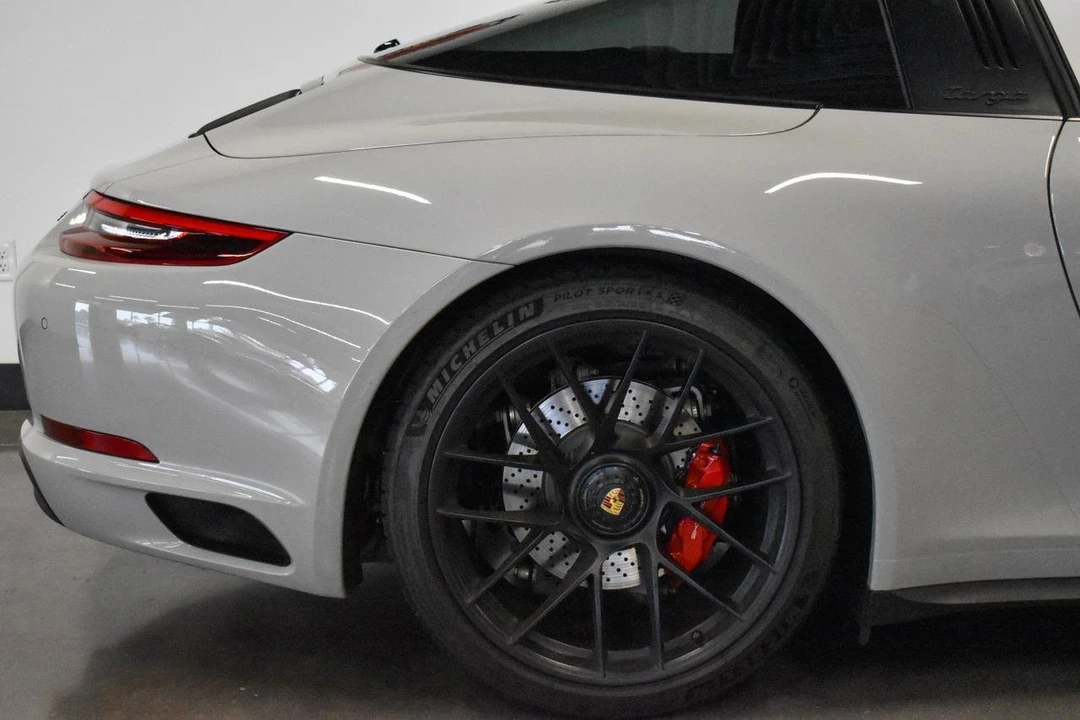 2019 Porsche 991 Targa 4 GTS - Image 16 of 21