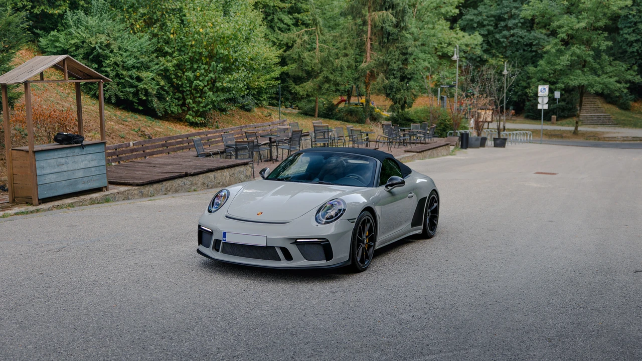 2019 Porsche 991 Speedster - Image 7 of 31