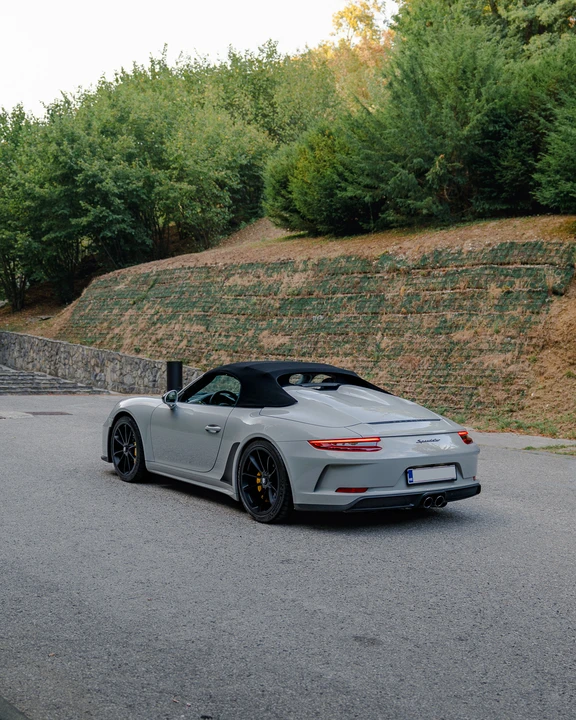 2019 Porsche 991 Speedster - Image 17 of 31