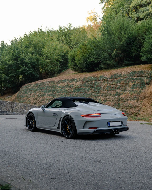 2019 Porsche 991 Speedster - Image 18 of 31