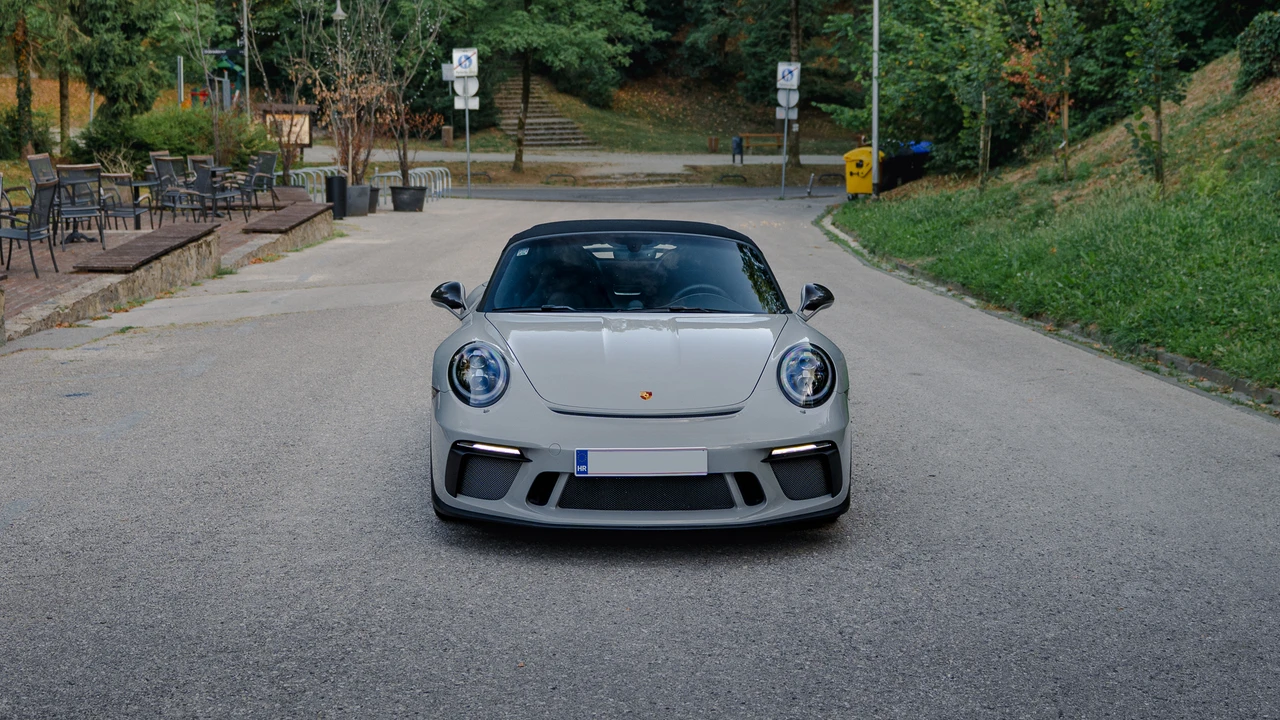 2019 Porsche 991 Speedster - Image 8 of 31