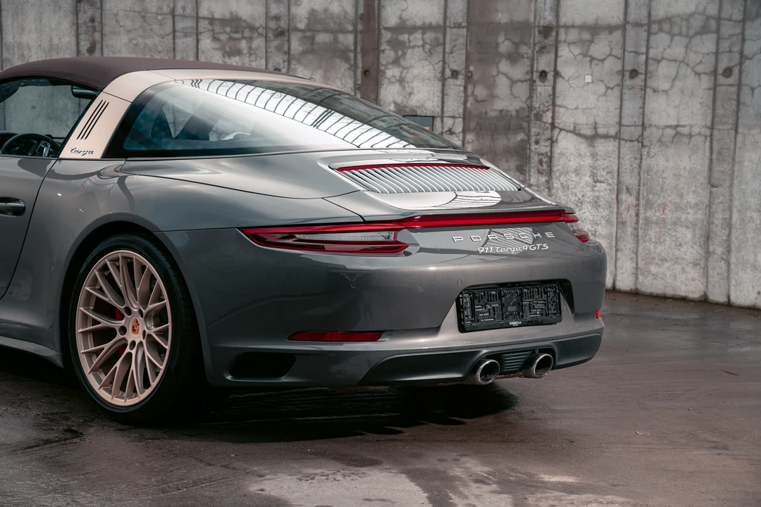 2019 Porsche 991 Carrera - Image 17 of 31