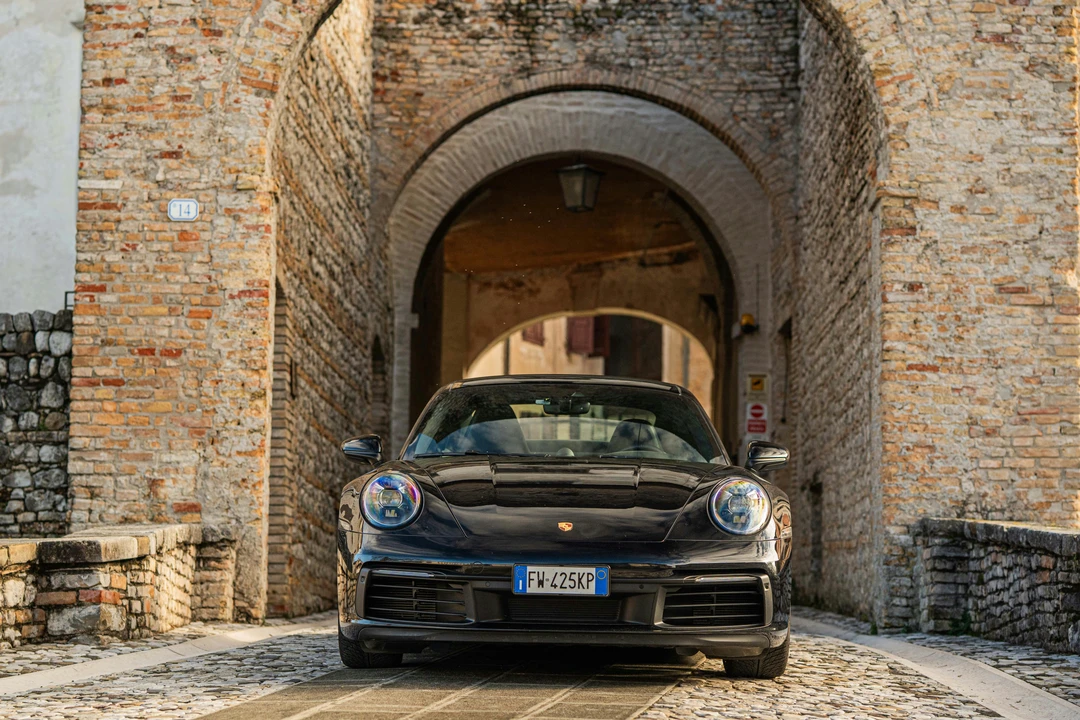 2019 Porsche 992 Carrera 4S - Image 2 of 21