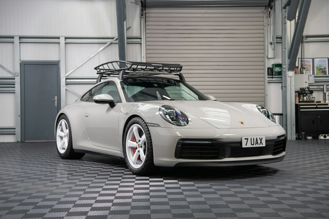 2019 Porsche 992 Carrera 4S - Image 12 of 21