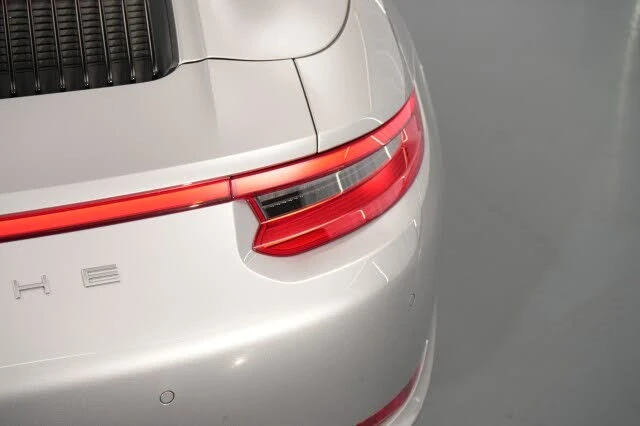 2019 Porsche 991 Carrera 4 - Image 24 of 31