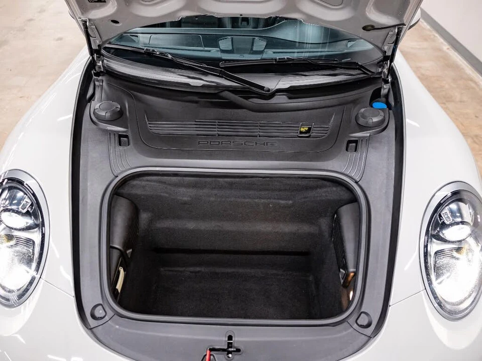 2019 Porsche 991 Carrera 4 - Image 19 of 31