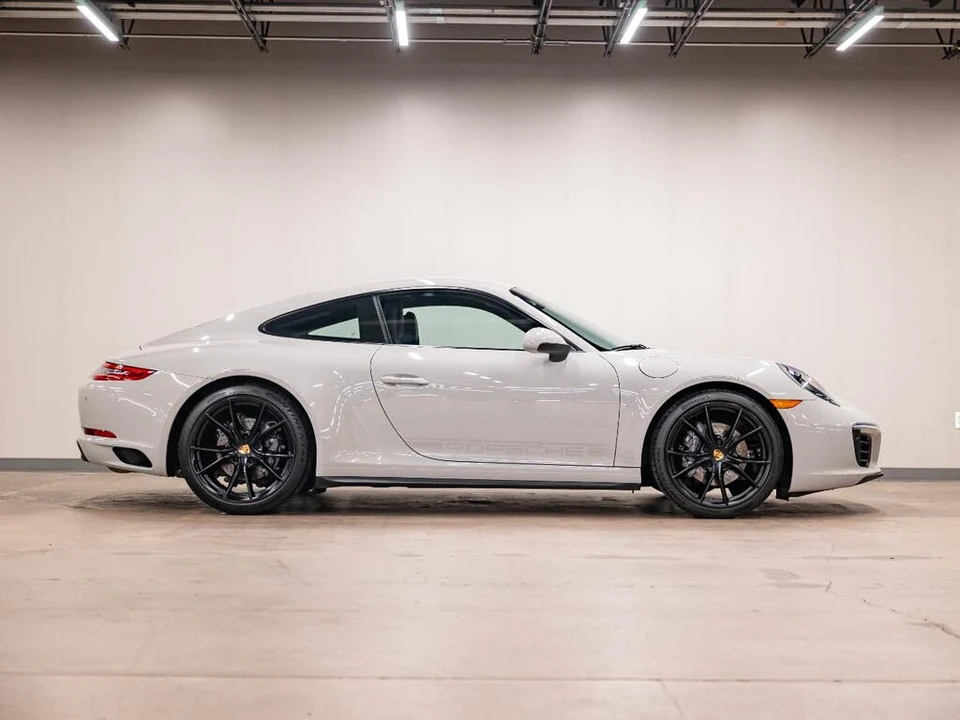 2019 Porsche 991 Carrera 4 - Image 6 of 31