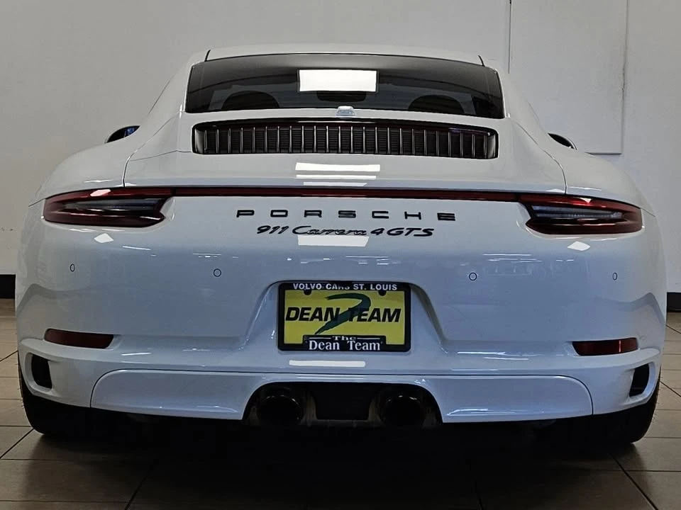 2019 Porsche 911 - Image 5 of 19