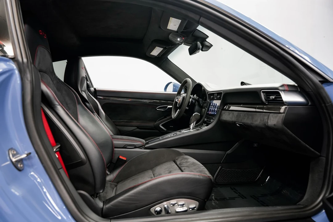 2019 Porsche 911 - Image 30 of 31